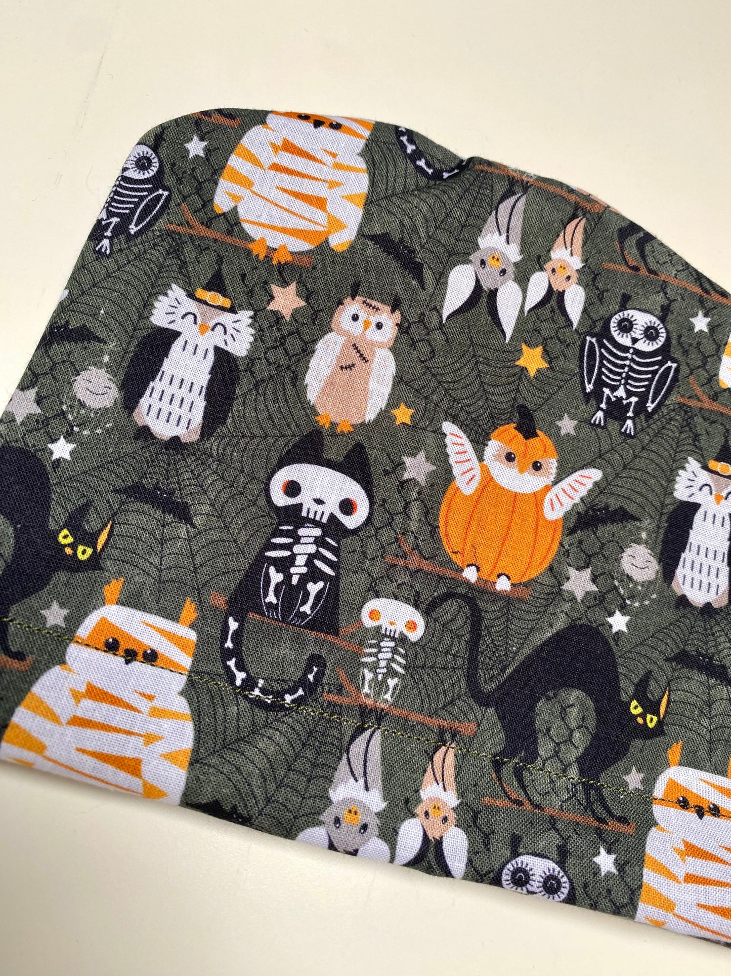 Calot de bloc opératoire en tissu - Halloween monstres