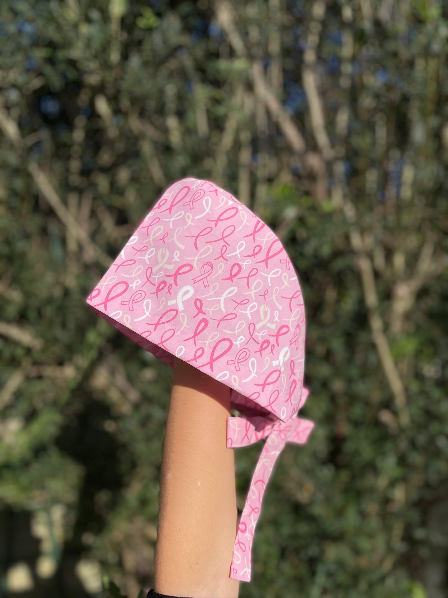 Calot de bloc opératoire en tissu - octobre rose 4